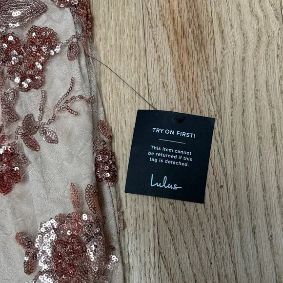 Lulu’s Elegant Floral Sequin Dress - Picture 4 of 11